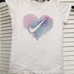 Kids Nike tee shirt
